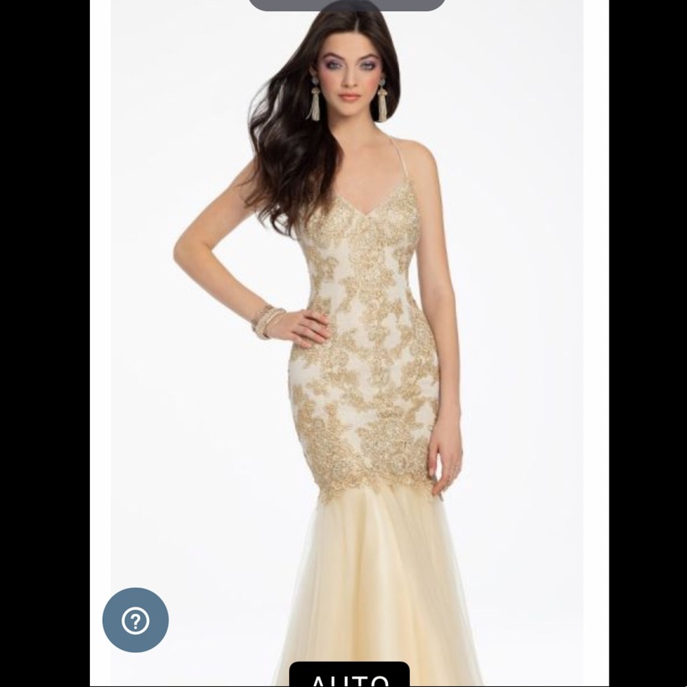 Camille La Vie dress